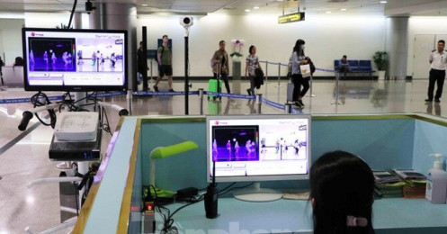 Cận cảnh quy trình kiểm dịch virus corona ở sân bay Tân Sơn Nhất