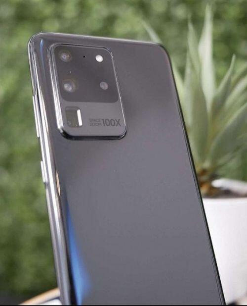Lộ ảnh thực tế rõ nét của Samsung Galaxy S20 Ultra với cụm camera zoom 100x