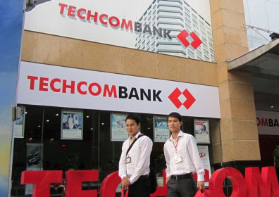 Techcombank chuyển nhượng hơn 2,800 tỷ đồng trái phiếu VinFast cho TCBS