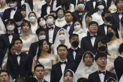 Kinh ngạc đám cưới tập thể của 6.000 cặp đôi thời virus corona