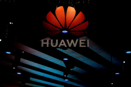 Phương Tây rạn nứt vì Huawei