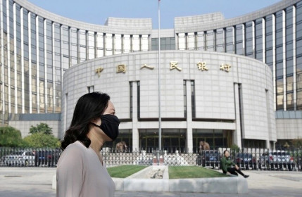 PBOC cắt giảm lãi suất cho vay trung hạn để hỗ trợ nền kinh tế trước đại dịch do virus corona gây ra