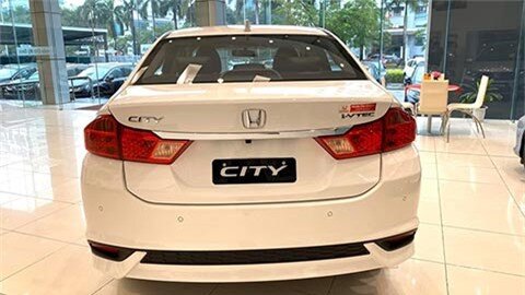 Honda City giảm giá 'kịch sàn' khiến Toyota Vios, Hyundai Accent lo 'sốt vó'