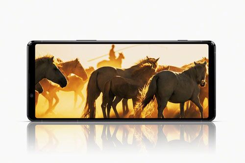 Sony ra mắt smartphone chip Snapdragon 865, màn hình 4K, RAM 8 GB, 3 camera sau, chống nước