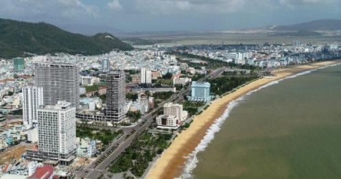 “Bứng” 3 khách sạn sát biển Quy Nhơn, lấy “đất vàng” xây công viên!