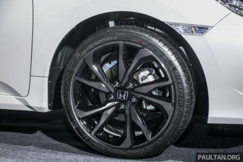 Honda Civic 2020 ra mắt: Động cơ tăng áp, giá gần 800 triệu đồng