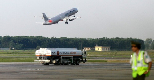 Các hãng hàng không Việt Nam có nguy cơ giảm doanh thu 25.000 tỉ
