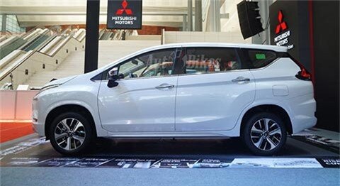 Mitsubishi Xpander giảm giá sốc, khiến Toyota Avanza, Suzuki Ertiga 'suy sụp'