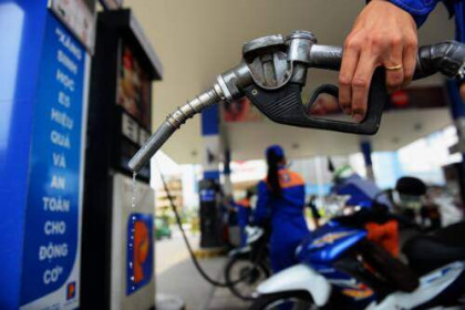Giá xăng dầu tiếp tục giảm từ 15h hôm nay