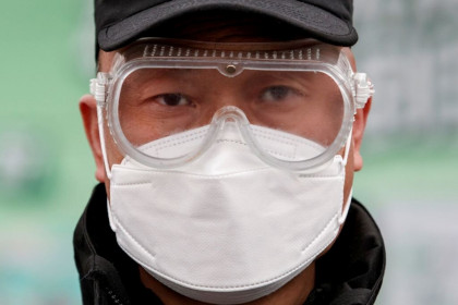 Dịch COVID-19: Trung Quốc ghi nhận thêm 35 người chết, 573 ca nhiễm mới
