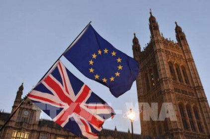 EU và Anh "bất đồng nghiêm trọng" sau vòng đàm phán đầu tiên
