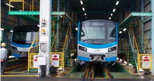 Hai đoàn tàu metro từ Nhật Bản sắp được chuyển về TP.HCM