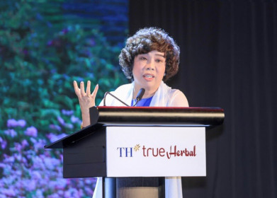 Madam Thái Hương: Từ nhà sáng lập TH True Milk tới nữ thuyền trưởng BacABank