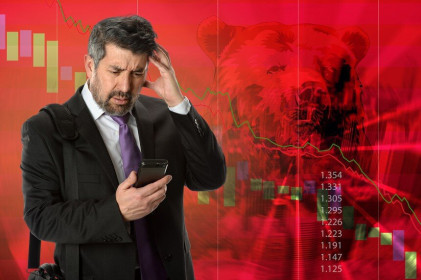 Thị trường tài chính 24h: Hoảng loạn, khắp nơi bán tháo