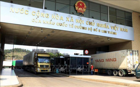 Phối hợp tháo gỡ khó khăn, khôi phục kinh tế thương mại Việt - Trung