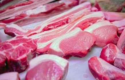 Nhập khẩu thịt lợn tăng 205%