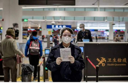 Số ca nhiễm ‘ngoại nhập’ vượt xa trong nước, Bắc Kinh thu phí cách ly khách quốc tế