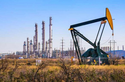 “Bóng ma” suy thoái kinh tế đẩy giá dầu Brent mất gần 1%