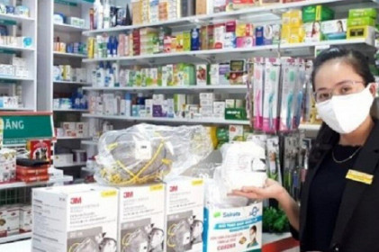 Doanh thu tăng gấp 8 lần của nhà thuốc ở Hà Nội do dịch Covid-19