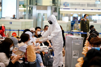 Hành khách về sân bay Nội Bài bắt đầu giảm