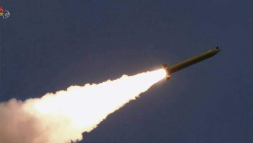 Triều Tiên bất ngờ thử tên lửa lần thứ ba trong tháng, thông điệp gì cho Mỹ?