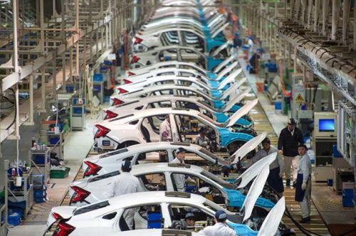 Sản lượng ô tô toàn cầu năm 2020 giảm 1,4 triệu xe vì Covid-19