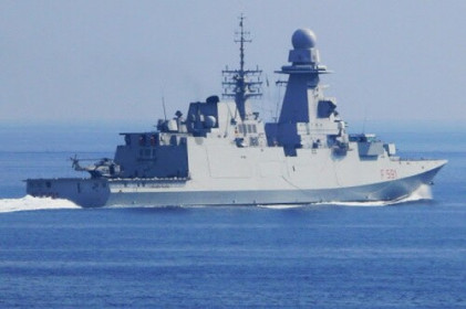 Ý trả ơn hỗ trợ y tế của Nga bằng cách... gửi tàu chiến tới Crimea