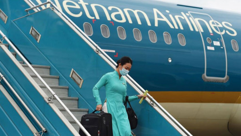 Hơn 10.000 nhân viên Vietnam Airlines phải ngừng việc không lương