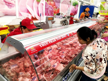 Tp. Hồ Chí Minh: Giá thịt heo tại điểm bình ổn thấp hơn thị trường 5-10%