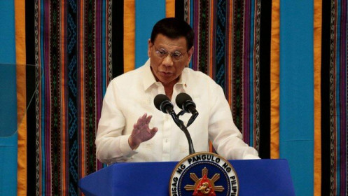 Tổng thống Philippines Duterte ủng hộ 1 tháng lương cho cuộc chiến chống Covid-19