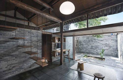 Nhà gác lửng thiết kế ngập ánh sáng tự nhiên cho gia đình nhỏ