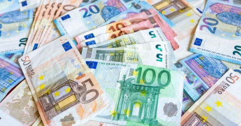 Thế giới 24h: EU đề xuất gói 15 tỷ euro hỗ trợ các nước nghèo chống dịch COVID-19