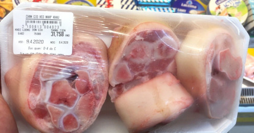Thịt heo nhập khẩu giá rẻ bán đầy các cửa hàng ở TPHCM
