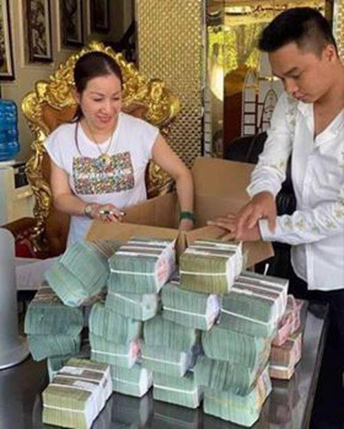 Chiêu thức kiếm tiền tỷ của vợ chồng doanh nhân Nguyễn Thị Dương