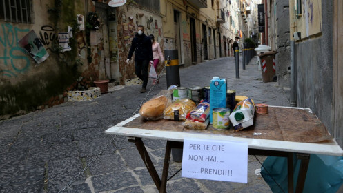 Vì sao mafia cấp thực phẩm miễn phí cho dân nghèo Ý trong dịch Covid-19?