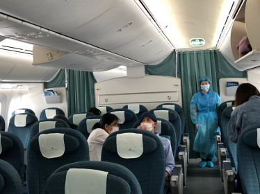 Chuyến bay đặc biệt đón 12 công dân Việt 'mắc kẹt' tại Nhật về nước
