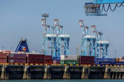 Hàng hóa châu Á đối mặt với nguy cơ mắc kẹt tại các kho cảng châu Âu