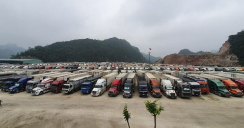 2.600 xe nông sản ùn ứ, Lạng Sơn đề xuất tạm dừng nhận hàng hóa lên cửa khẩu