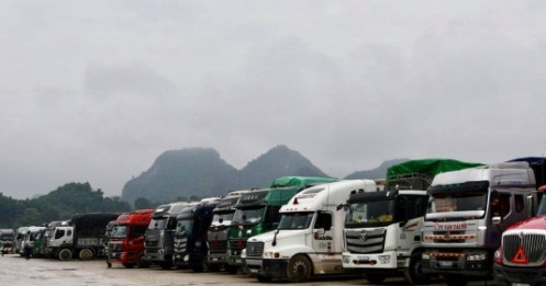 Lãnh đạo 3 Bộ tháo gỡ hơn 2.600 xe nông sản ùn ứ tại Lạng Sơn