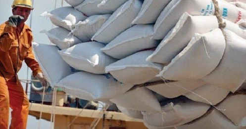 Chỉ 23 giây, hơn 65.700 tấn gạo được mở xong tờ khai xuất khẩu