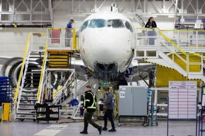 Boeing, Airbus vạch kế hoạch sinh tồn giữa bão khủng hoảng Covid-19