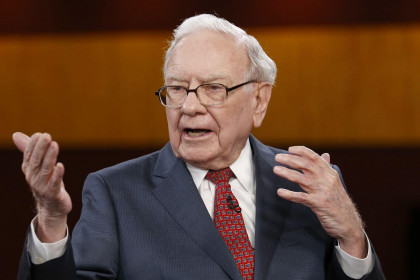 Tỷ phú Warren Buffet tin tưởng vào "điều kỳ diệu" của nền kinh tế Mỹ hậu Covid-19