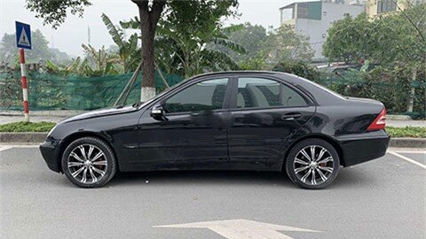 Sốc với Mercedes-Benz C180 được rao bán chỉ 175 triệu đồng