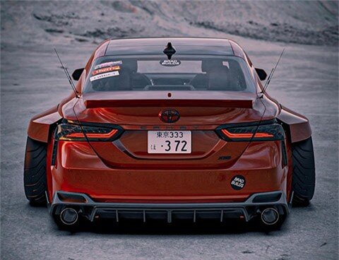 Toyota Camry lột xác với body kit tuyệt đẹp khiến Honda Accord, Mazda 6 'cạn lời'