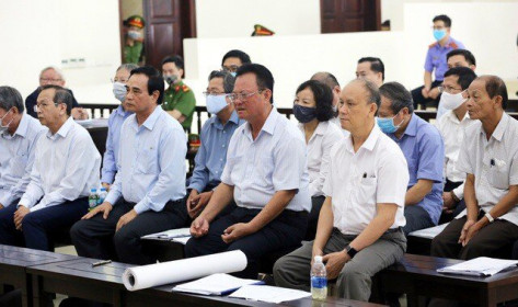 Phúc thẩm vụ Vũ “nhôm”: Nhiều cựu cán bộ Đà Nẵng xin giảm án
