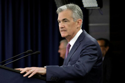 Wall Street chìm trong sắc đỏ khi chủ tịch Fed Powell cảnh báo tương lai kinh tế