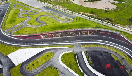 Hà Nội: Đường đua F1 'khoác áo mới' hút mắt người xem