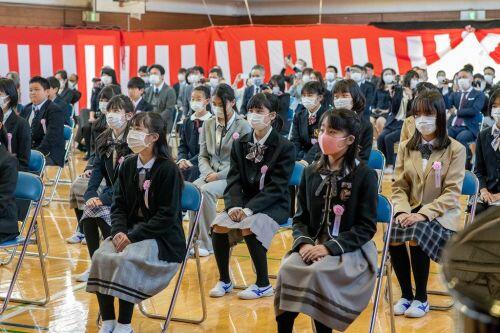 Cập nhật 18h ngày 19/5: Hơn 4,9 triệu ca nhiễm Covid-19, Nhật Bản trợ cấp sinh viên, châu Âu báo động nạn lạm dụng tình dục trẻ em