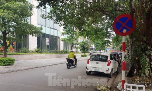 Cận cảnh khu đất công làm bãi xe 'biến hình' thành cao ốc ở Hà Nội