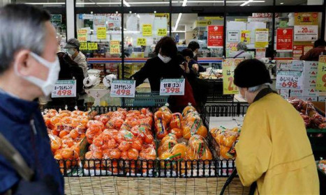 Nhật Bản lần đầu giảm lạm phát trong 3 năm